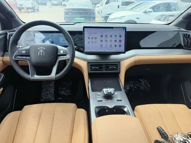BYD Song L DM-i — Фото автомобиля 9