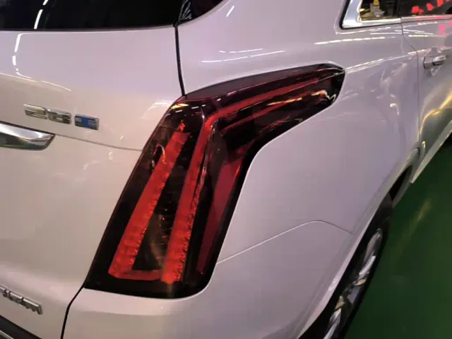 Cadillac XT5 — Фото автомобиля 7