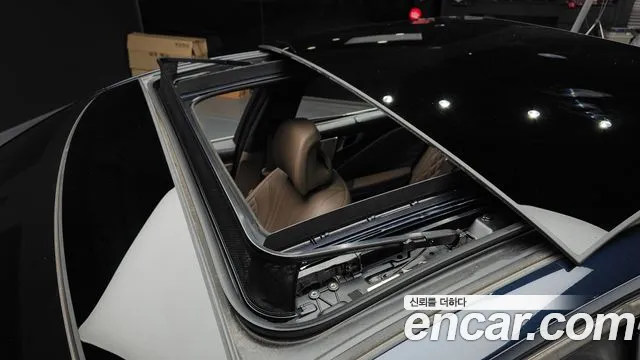 Kia K8 K8 Hybrid — Фото автомобиля 24