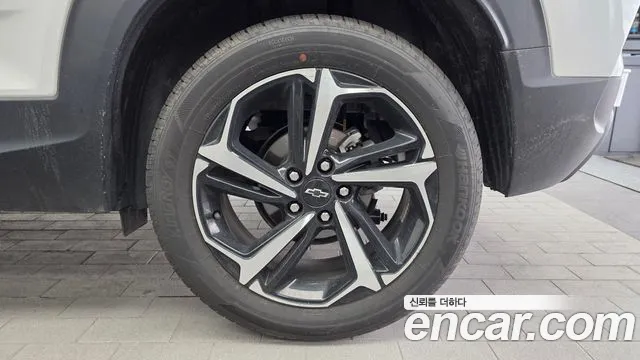 ChevroletGMDaewoo Trailblazer Trailblazer 1.3 турбо 4WD — Фото автомобиля 15