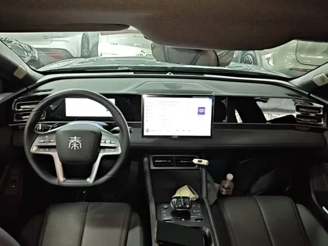 BYD Qin L — Фото автомобиля 6