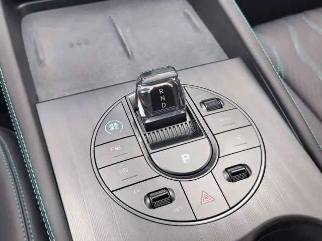 BYD Seal 06 — Фото автомобиля 13