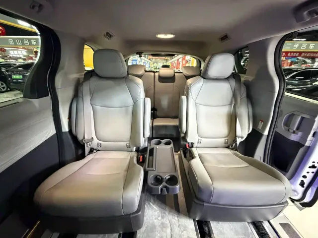 Toyota Granvia — Фото автомобиля 5