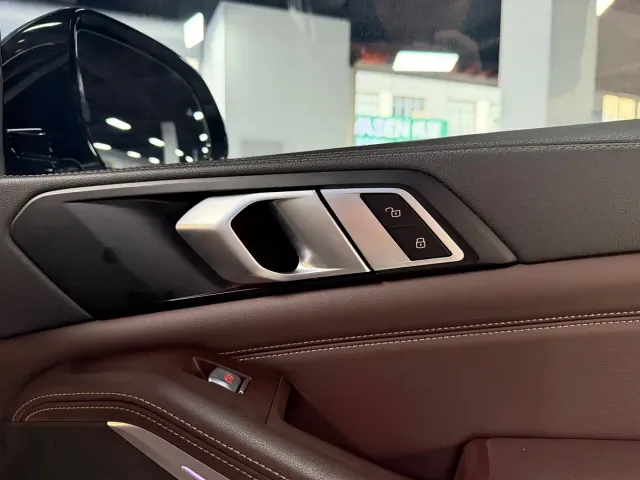 BMW X5 — Фото автомобиля 30