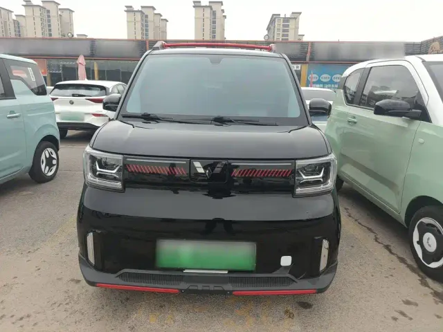 Wuling Hongguang Mini EV — Фото автомобиля 23