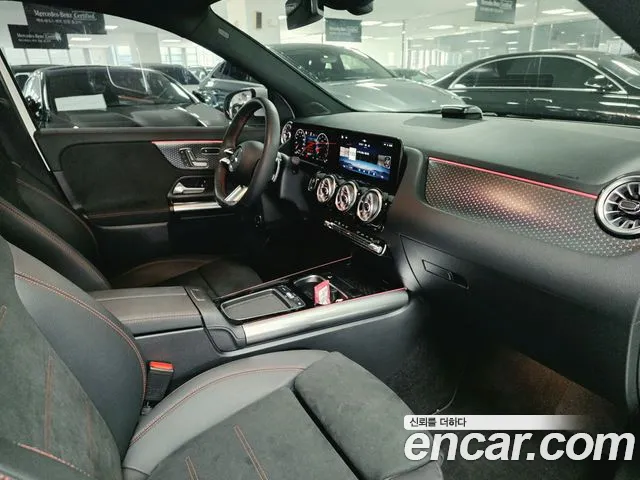 Mercedes-Benz GLA-Class H247 — Фото автомобиля 13