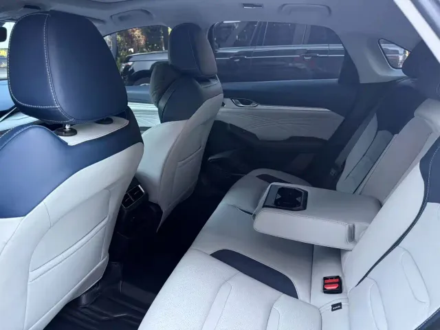 Geely Xingrui — Фото автомобиля 12