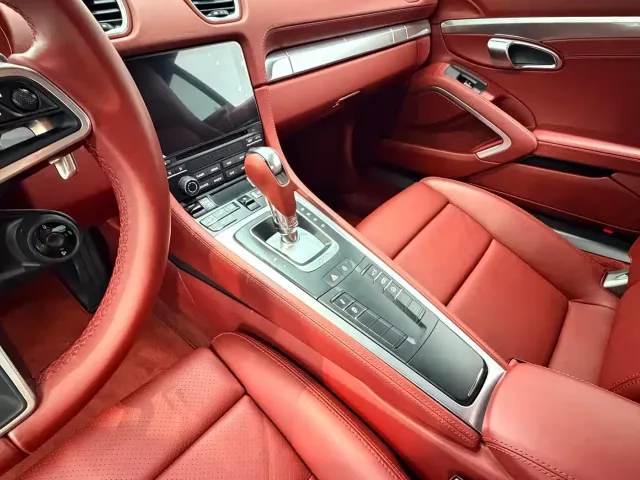 Porsche 718 — Фото автомобиля 7
