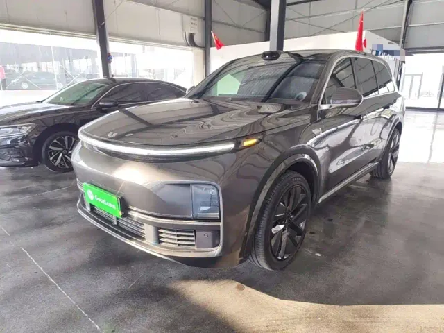 Фотография автомобиля — Li Auto L9