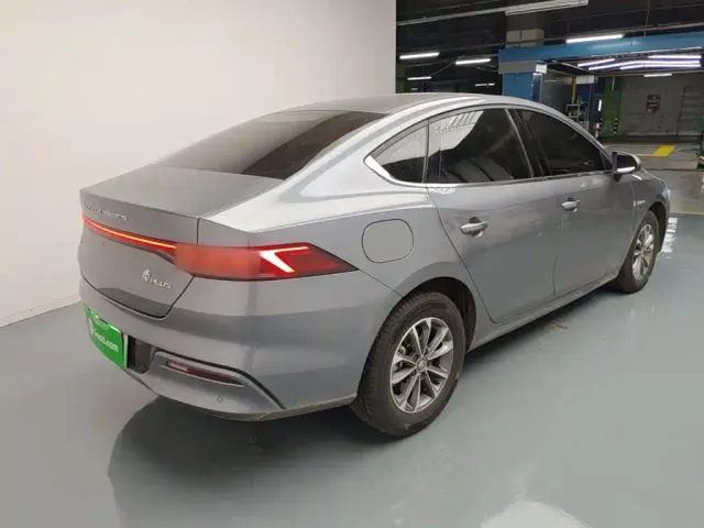 BYD Qin PLUS — Фото автомобиля 6