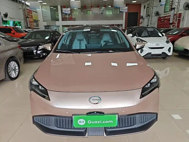 GAC Aion S Plus — Фото автомобиля 2