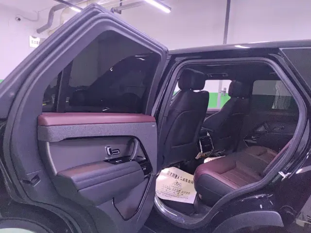 Land Rover Range Rover Sport — Фото автомобиля 8
