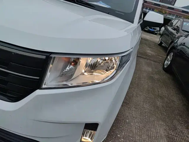 Wuling Hongguang Plus — Фото автомобиля 23