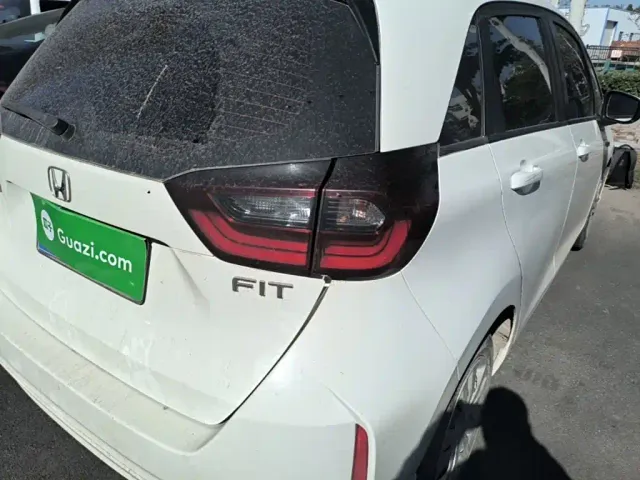 Honda Fit — Фото автомобиля 7
