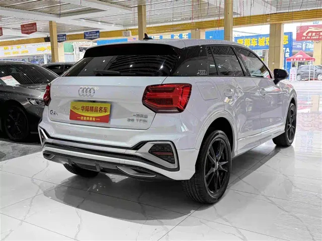 Audi Q2L — Фото автомобиля 6