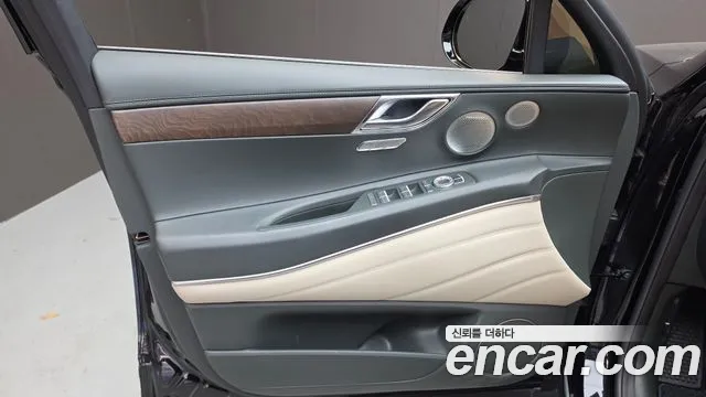 Genesis GV80 — Фото автомобиля 13