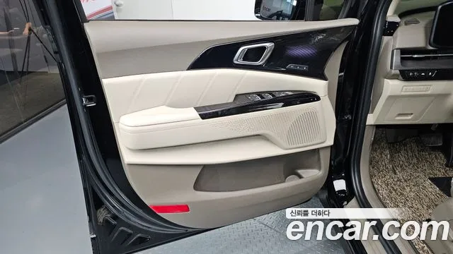 Kia Canival Carnival 4 поколение Дизель 9 мест Signature — Фото автомобиля 23