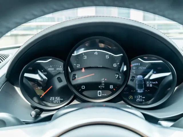 Porsche 718 — Фото автомобиля 27