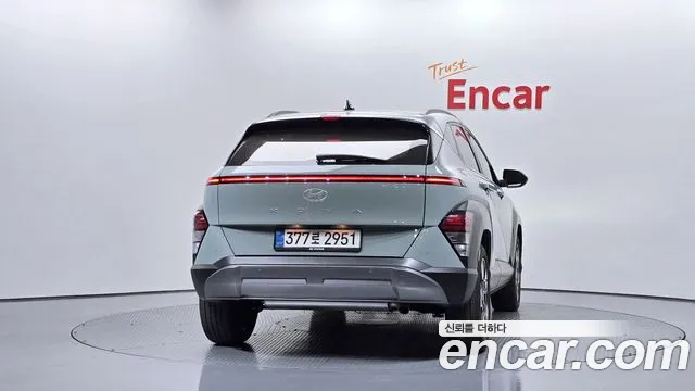 Hyundai Kona — Фото автомобиля 4
