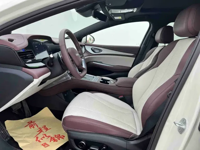 BYD Seal 07 DM-i — Фото автомобиля 5