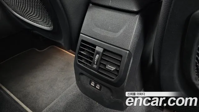 BMW 1 Series F40 — Фото автомобиля 19
