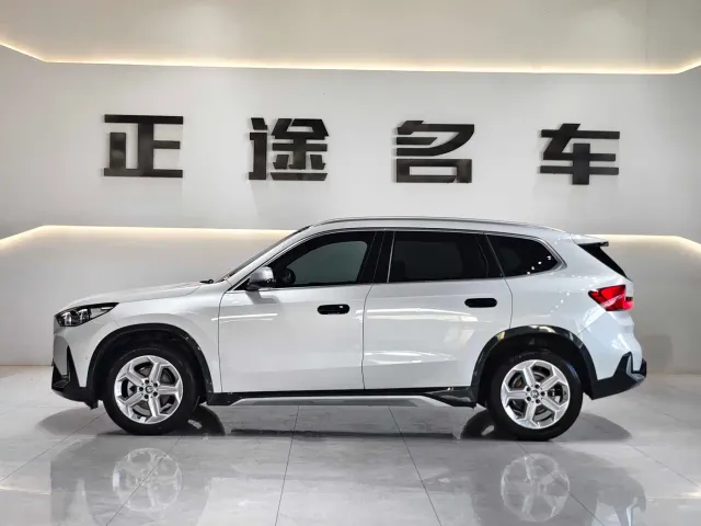 BMW X1 — Фото автомобиля 4