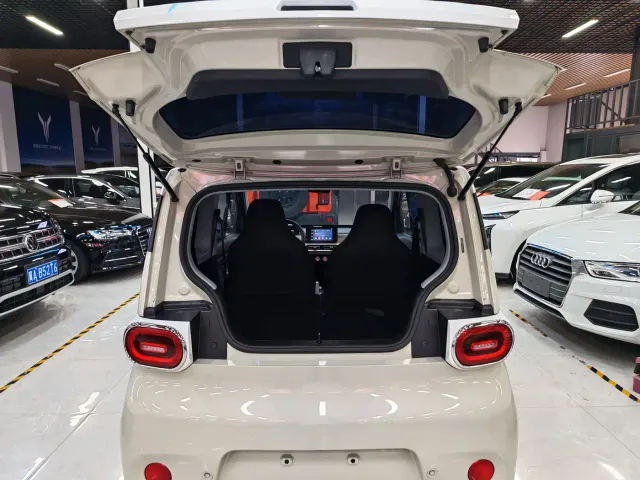 Wuling Hongguang Mini EV — Фото автомобиля 11