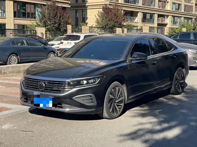 Фотография автомобиля — Volkswagen Passat