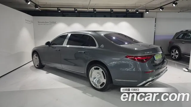 Mercedes-Benz S-Class — Фото автомобиля 3