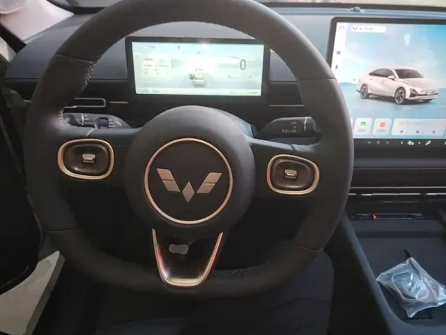 Wuling Starlight — Фото автомобиля 10