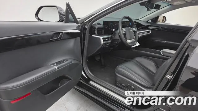 Hyundai Grandeur Grandeur (GN7) 2.5 Бензин 2WD — Фото автомобиля 10