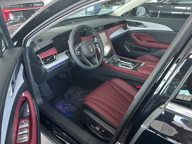 Hongqi H5 — Фото автомобиля 4