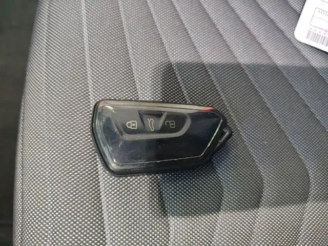 Volkswagen ID.3 — Фото автомобиля 8