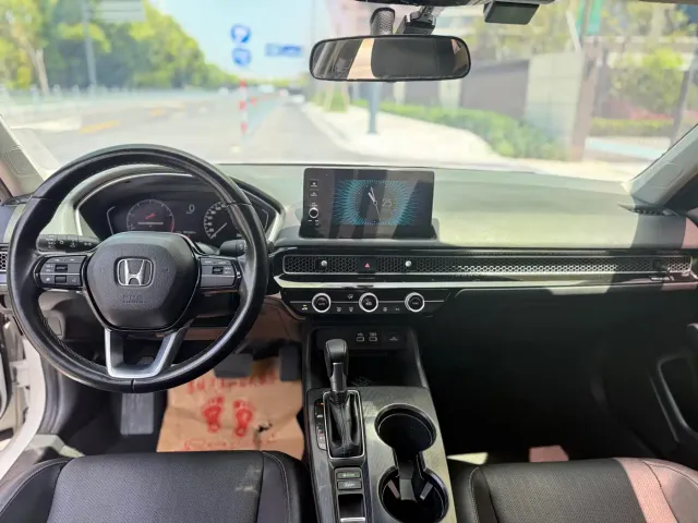 Honda Civic — Фото автомобиля 10