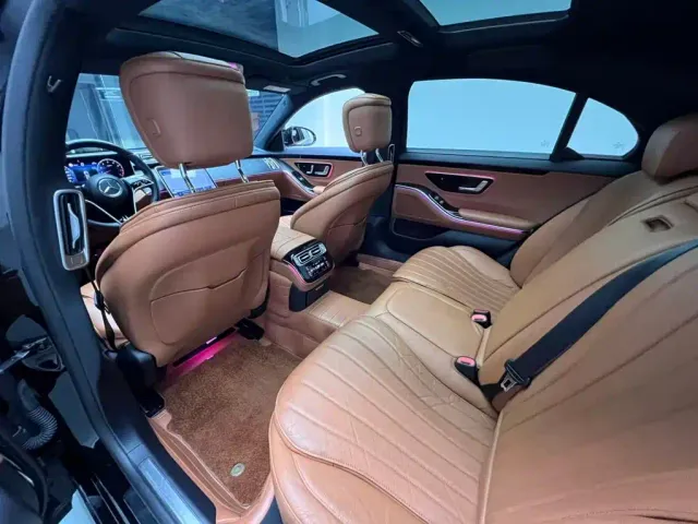 Mercedes-Benz S-Class — Фото автомобиля 11