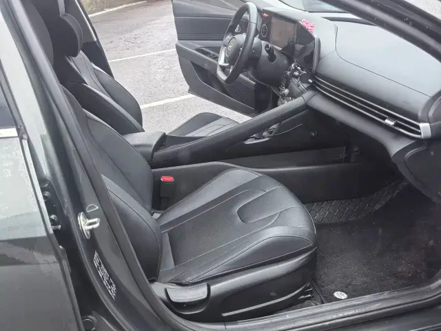 Hyundai Elantra — Фото автомобиля 10