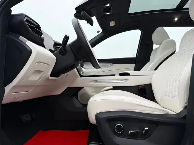 Besturn Yueyi 07 2025 210km Leisure Edition — Фото автомобиля 14