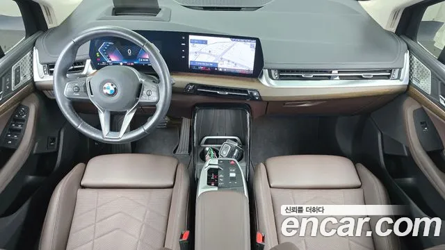 BMW 2 Series U06 — Фото автомобиля 9