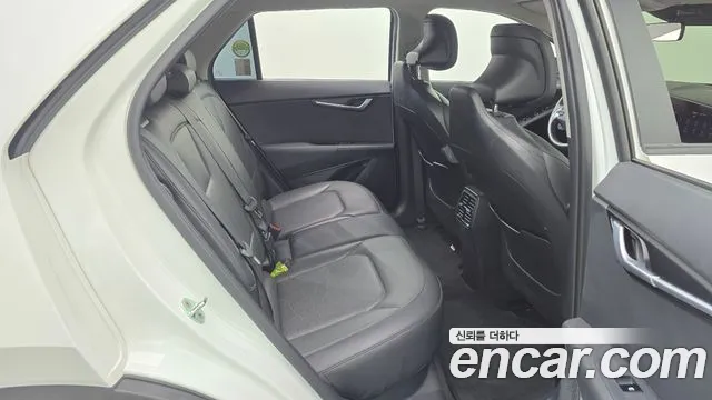 Kia Niro New — Фото автомобиля 23
