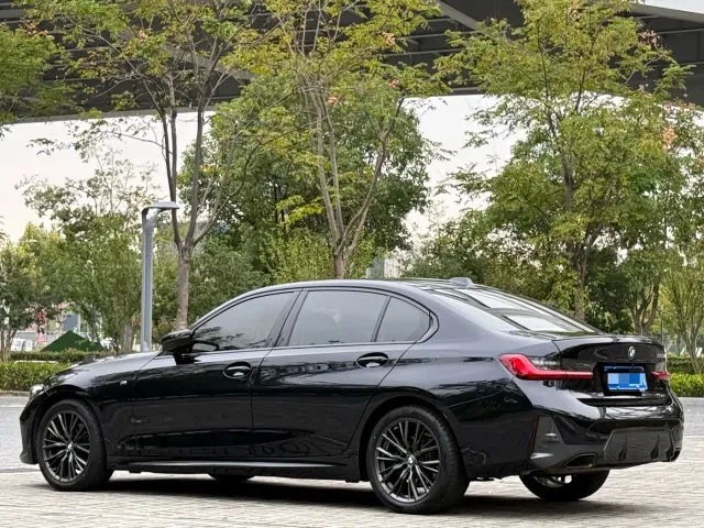 BMW 3 Series — Фото автомобиля 7