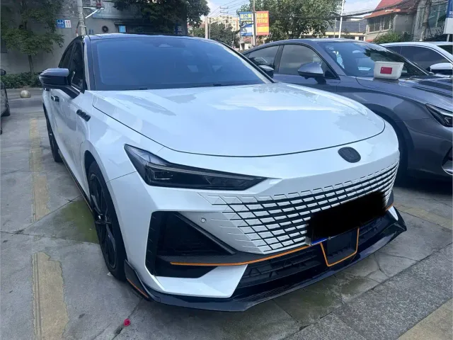 Фотография автомобиля — Changan UNI-V
