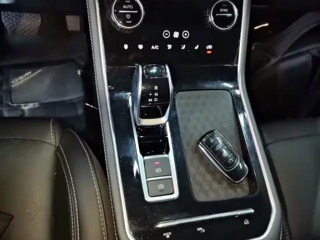 Chery Tiggo 8 — Фото автомобиля 13