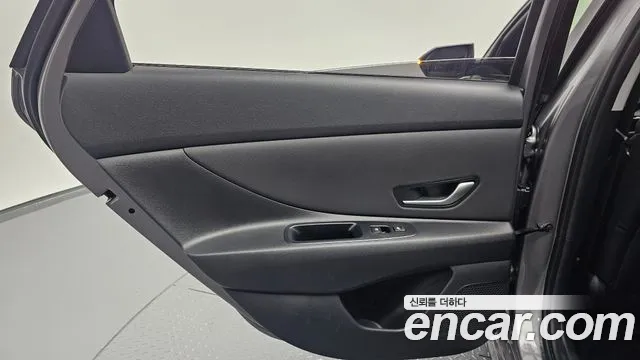 Hyundai AVANTE Новый Avante (CN7) — Фото автомобиля 19