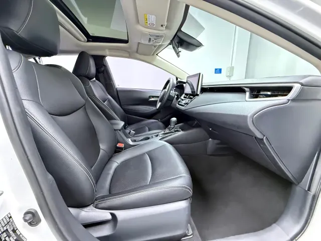 Toyota Corolla — Фото автомобиля 11