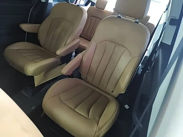 BAW Ruisheng Ace M7 EV — Фото автомобиля 16