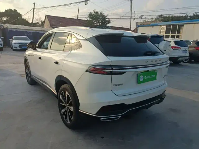 Roewe RX5 — Фото автомобиля 4