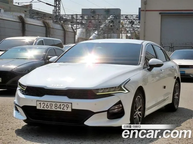Kia K5 Generation 3 — Фото автомобиля 2