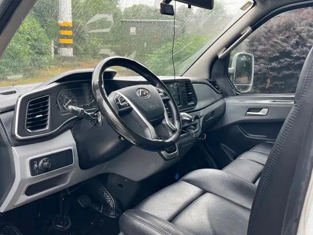 Maxus Xintu V80 — Фото автомобиля 9