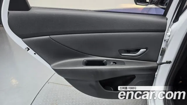 Hyundai Avante CN7 — Фото автомобиля 14