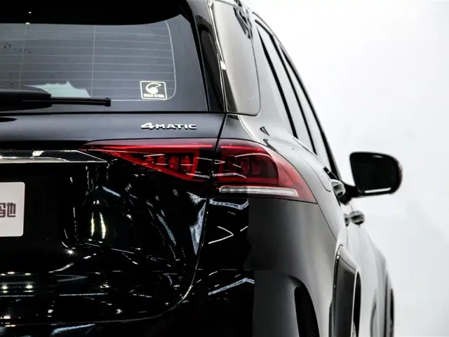 Mercedes-Benz GLE-Class — Фото автомобиля 11